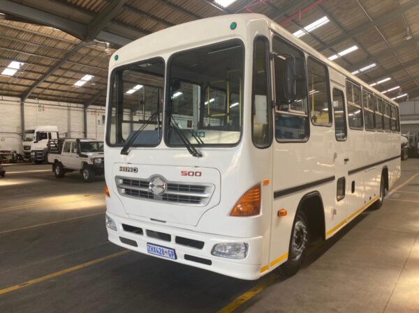 2010 Hino 50 seater bus-233000 km