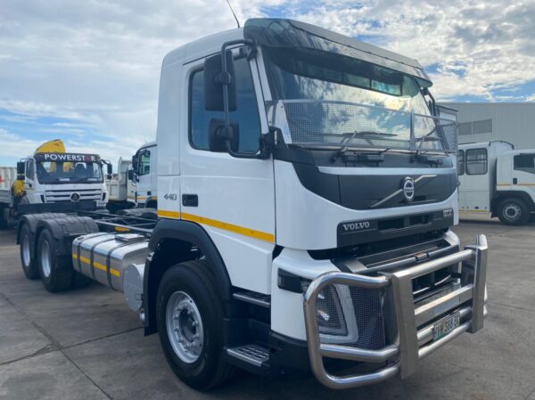 2016 Volvo FMX440 6x4 fc chassis cab